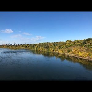 Meet your Posher, Caitlin